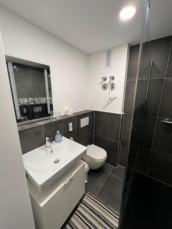 Modernes Appartement In Der Innenstadt Кёльн Экстерьер фото
